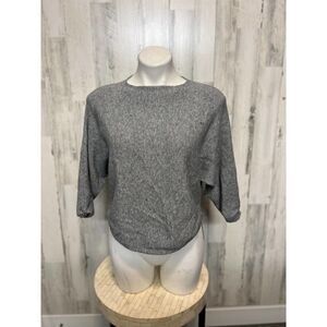 CHELSEA & THEODORE Gray sweater